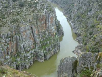 Arribes de Duero zamoranos - Acantilados asombrosos; malaga senderismo sierra cerca de madrid sender